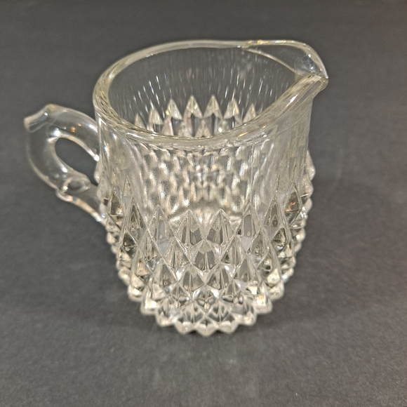 Vintage Three Piece Diamond Point Glass Cream And Sugar Bowl Caddy Set - Picture 8 of 13